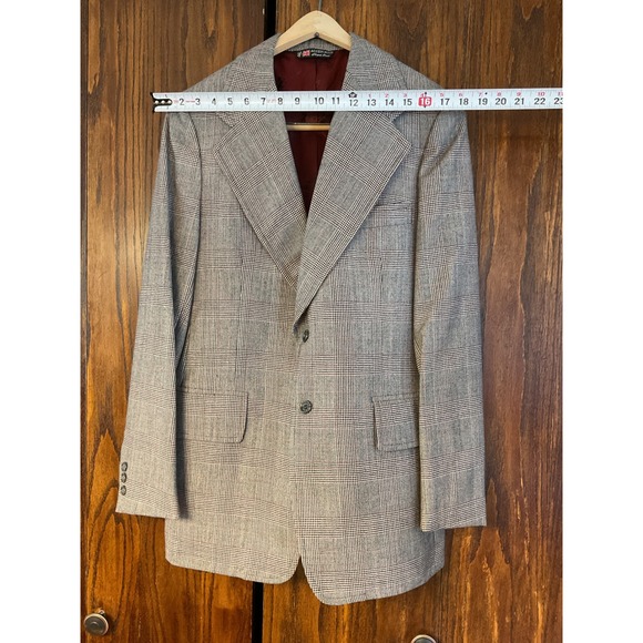 Black and Maroon Plaid Austin Reed of Regent Street Wool Suit - Picture 3 of 15